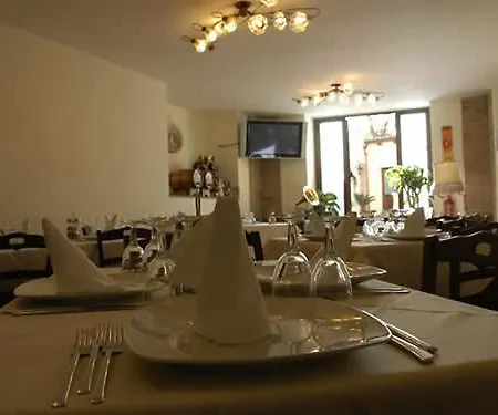 La Corte 3* برنالدا